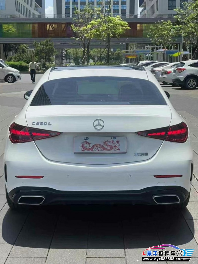 24年奔驰C轿车抵押车出售