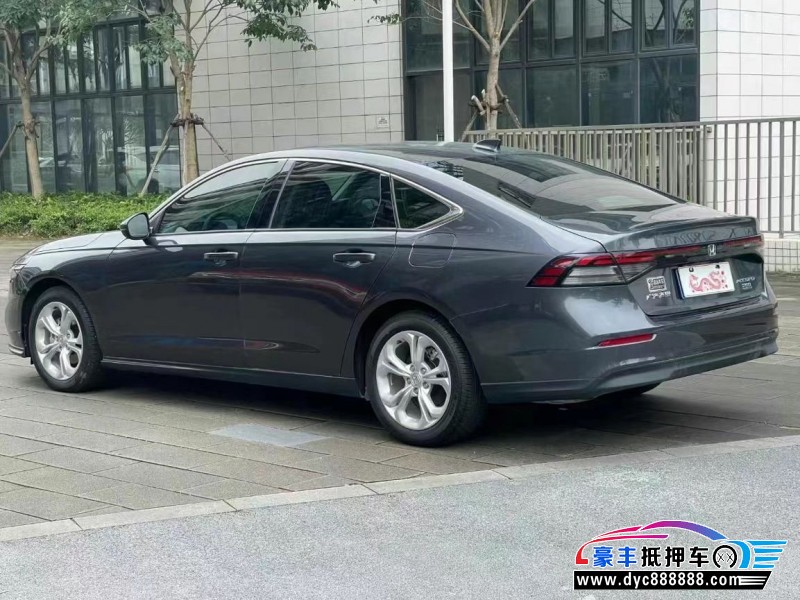 23年本田雅阁轿车抵押车出售