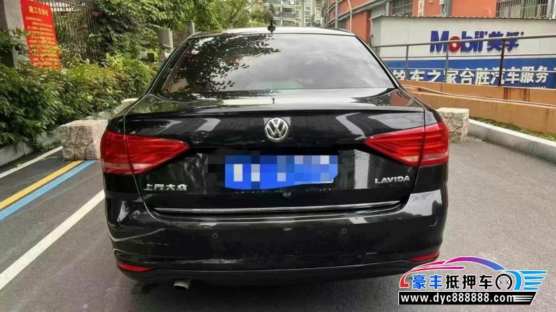 18年大众朗逸轿车抵押车出售