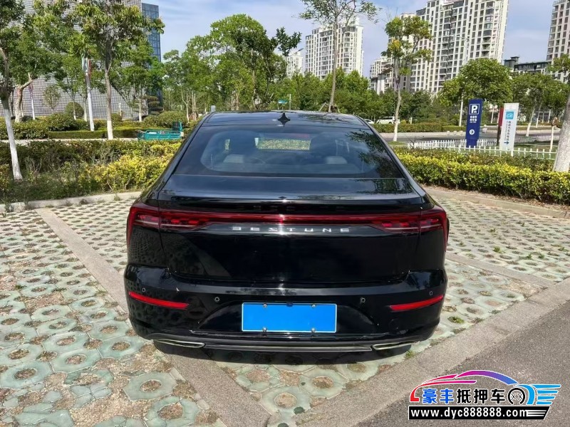 24年奔腾B70轿车抵押车出售