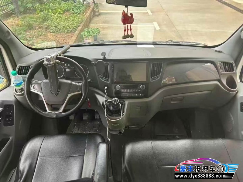 21年福田图雅诺轿车抵押车出售