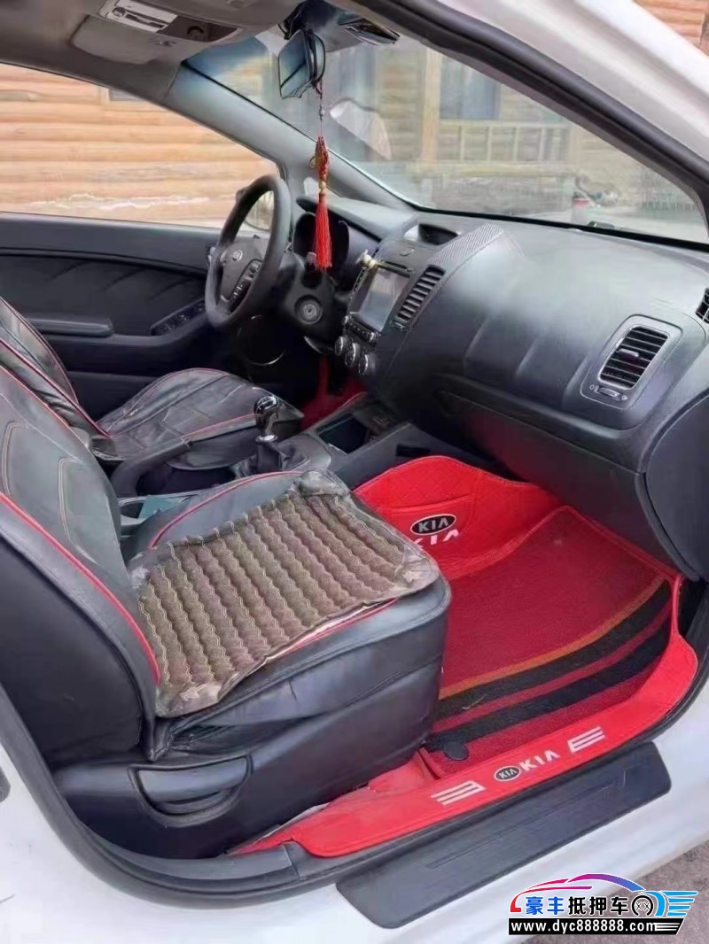 14年起亚K3轿车抵押车出售