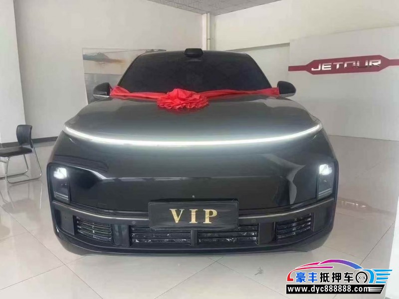 23年理想L9轿车
