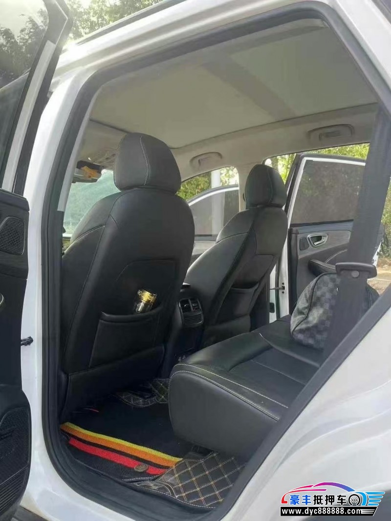 23年荣威RX5轿车抵押车出售