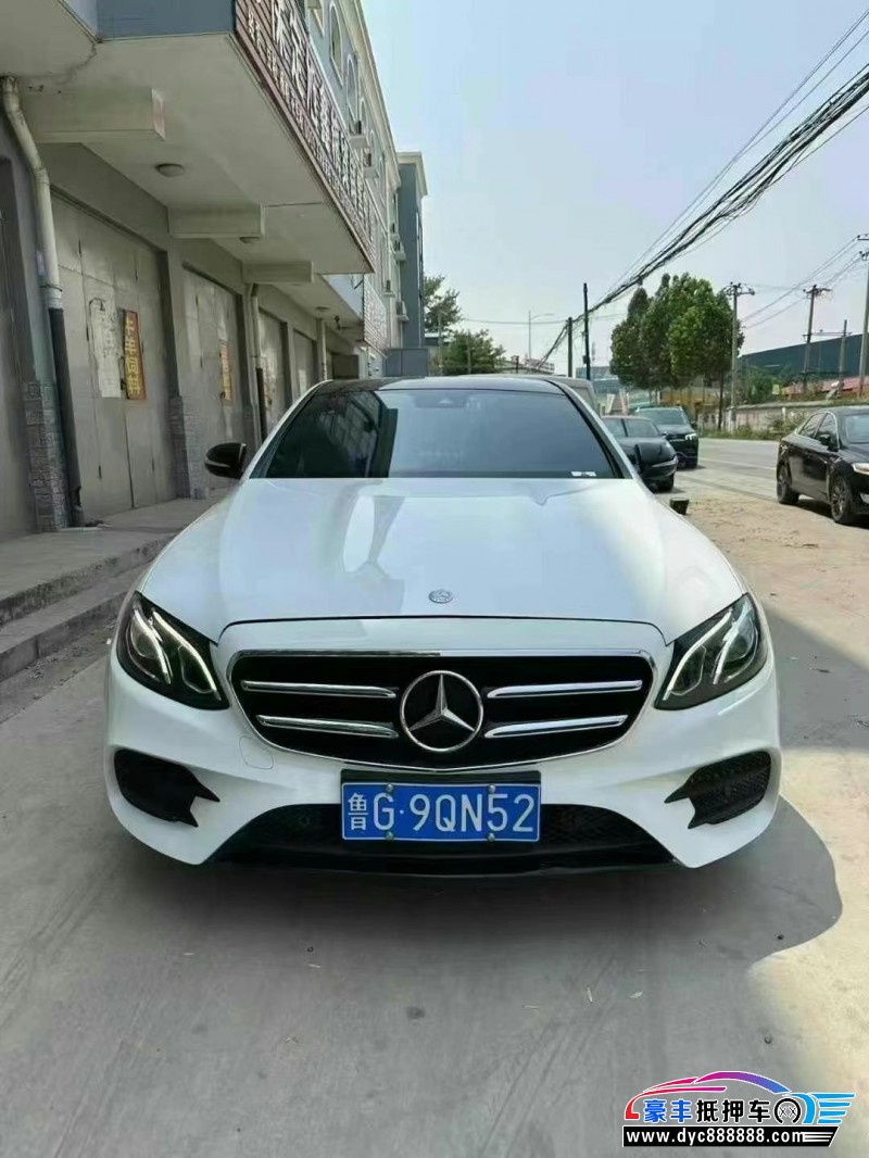 17年奔驰E轿车抵押车出售