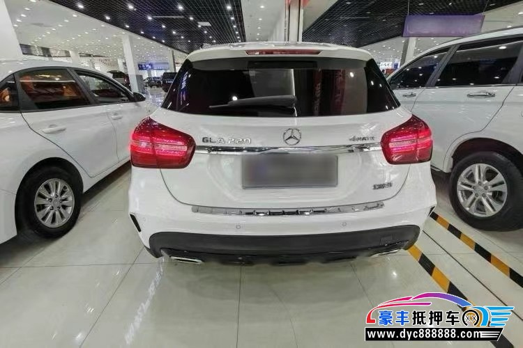19年奔驰GLA轿车抵押车出售