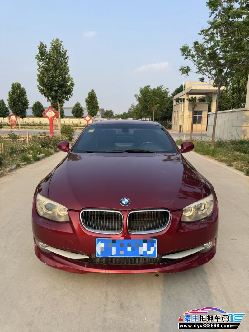 抵押车出售10年宝马3系轿车