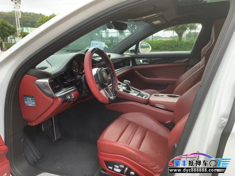 19年保时捷帕纳梅拉轿车抵押车出售