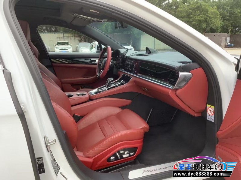 19年保时捷帕纳梅拉轿车抵押车出售