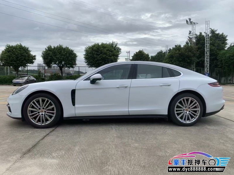 19年保时捷帕纳梅拉轿车抵押车出售