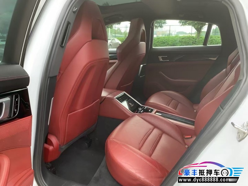 19年保时捷帕纳梅拉轿车抵押车出售