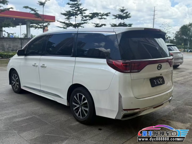 22年传祺M8轿车抵押车出售