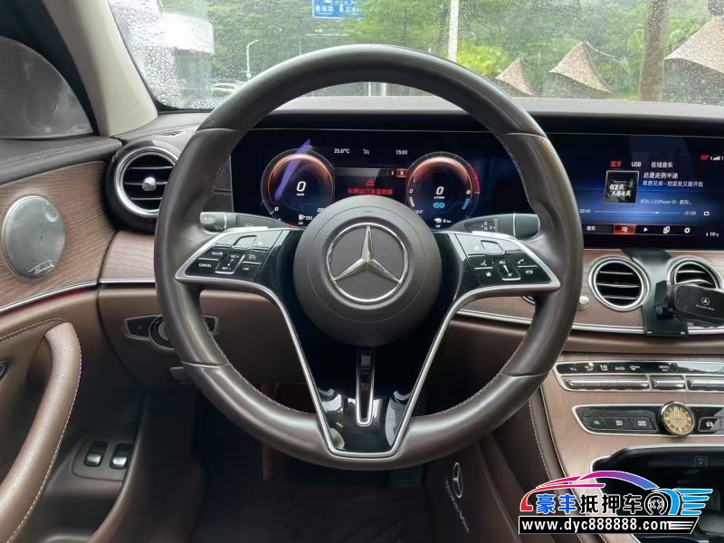 22年奔驰E轿车抵押车出售