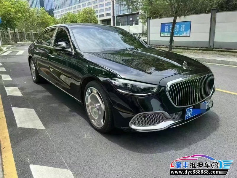 24年奔驰迈巴赫S级轿车抵押车出售