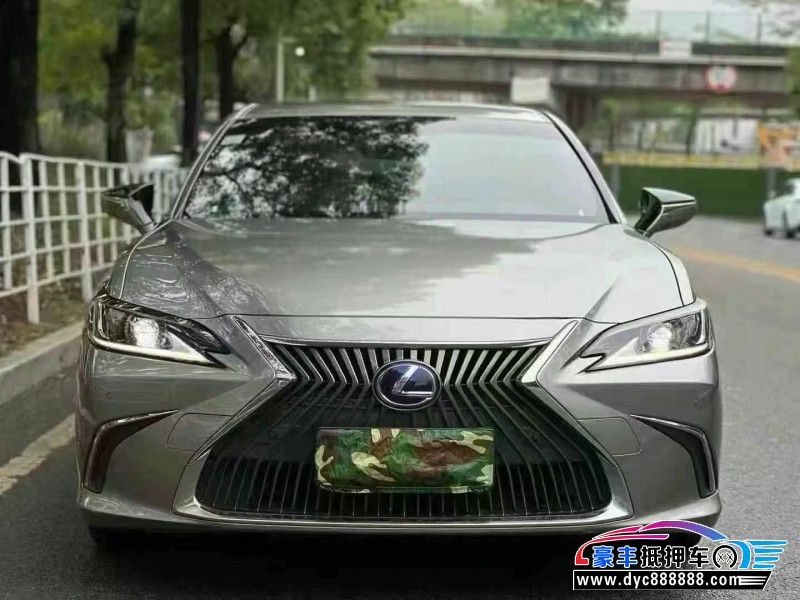 22年雷克萨斯ES轿车抵押车出售