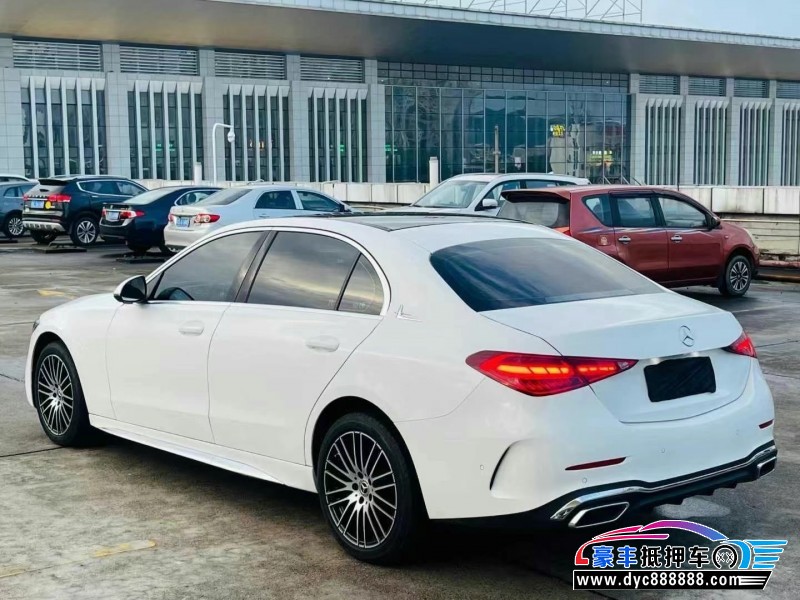 24年奔驰C轿车抵押车出售