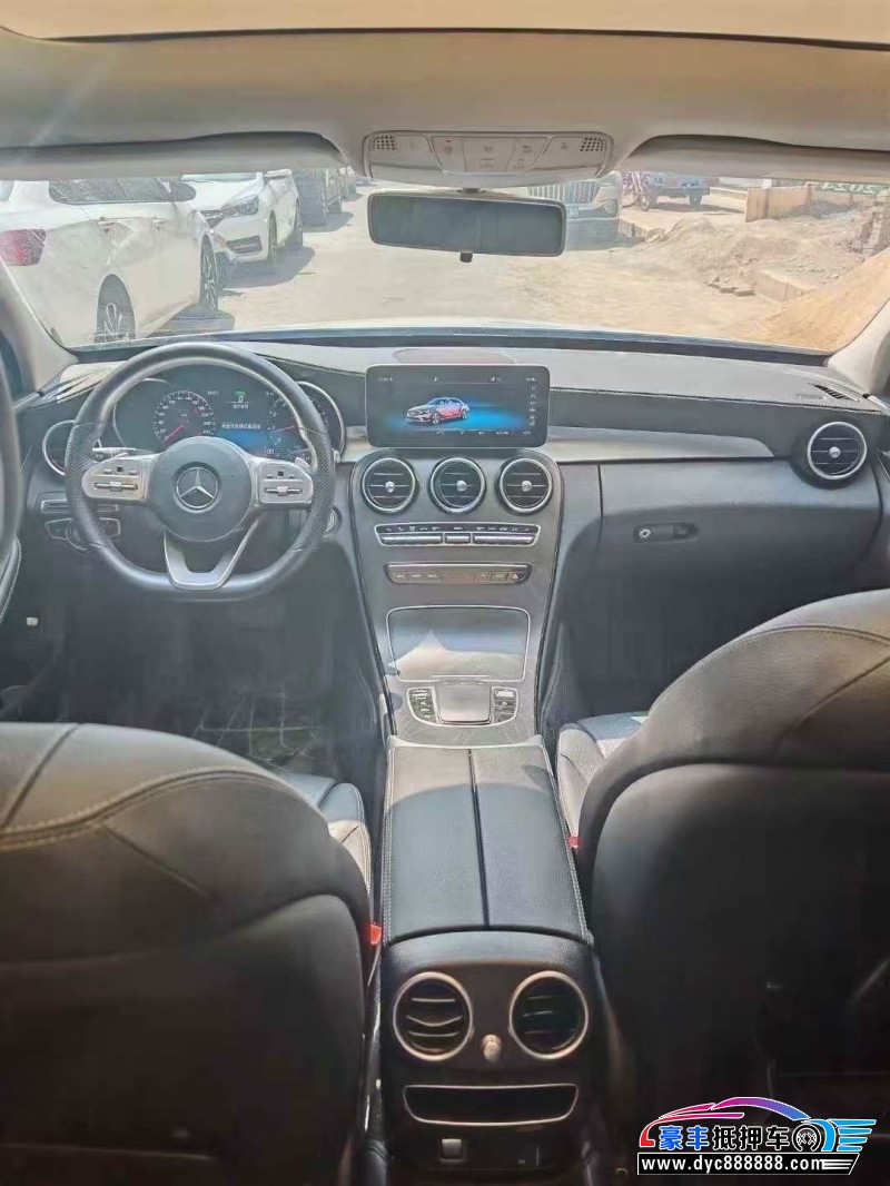 20年奔驰C轿车抵押车出售