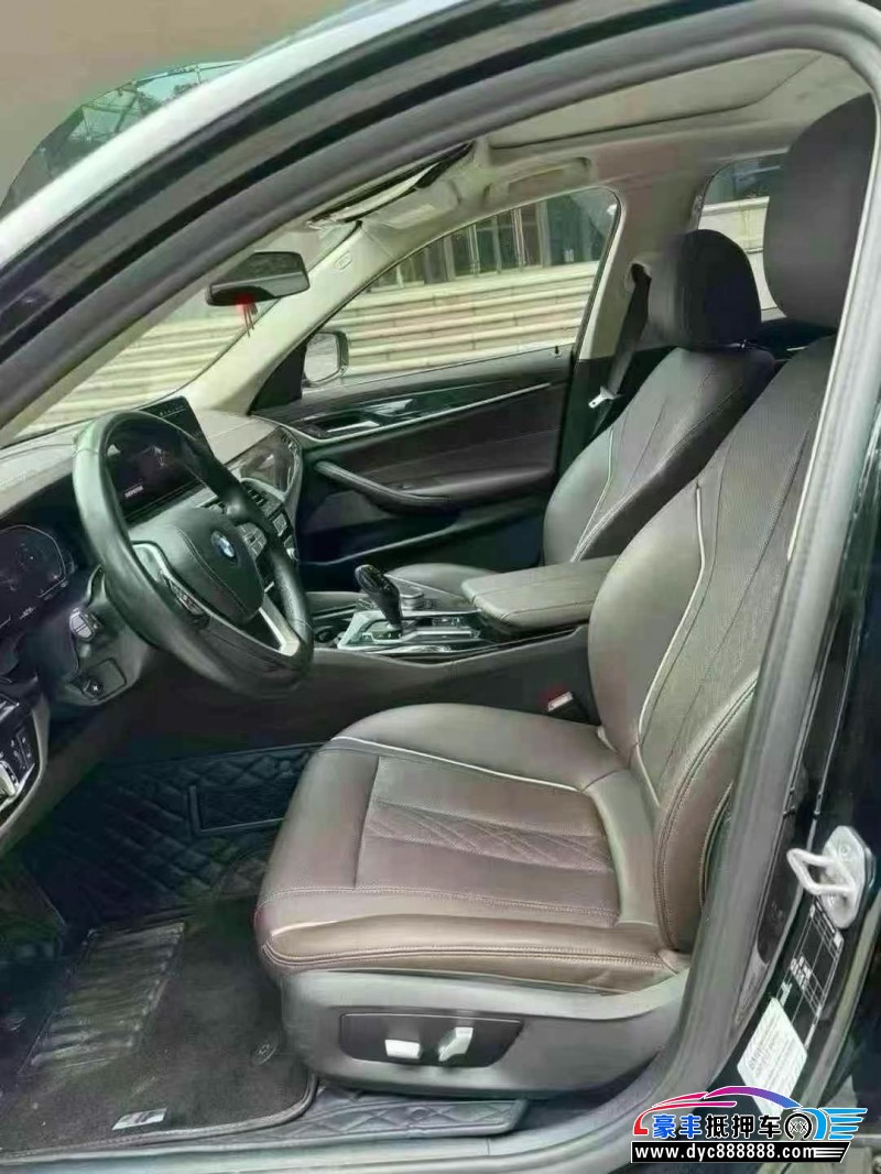 21年宝马5系轿车抵押车出售