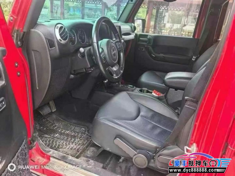 17年Jeep牧马人轿车抵押车出售