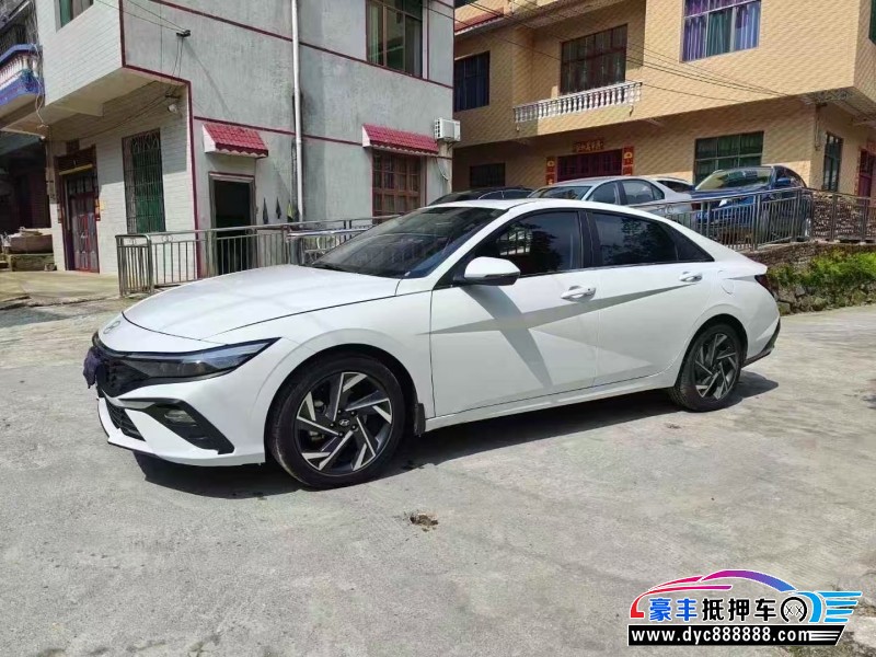 24年现代伊兰特轿车抵押车出售