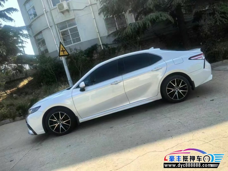 21年丰田凯美瑞轿车抵押车出售