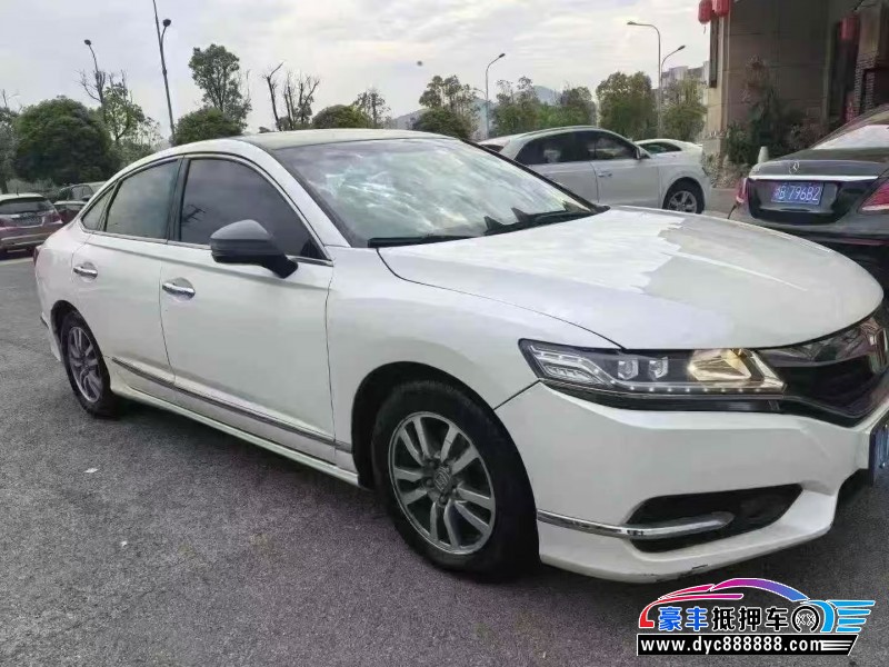 17年本田思铂睿轿车抵押车出售