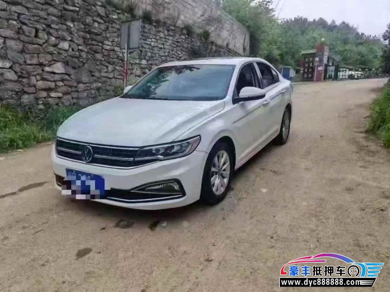 22年大众宝来轿车抵押车出售