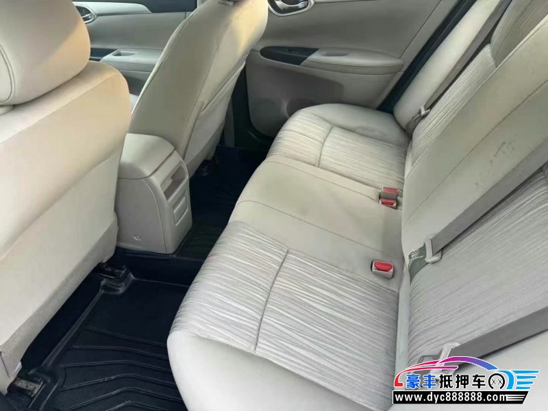 19年日产轩逸轿车抵押车出售