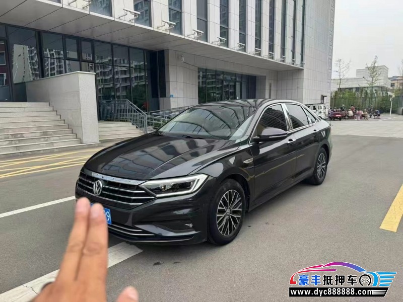 20年大众速腾轿车抵押车出售