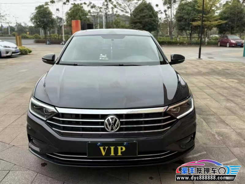 21年大众速腾轿车抵押车出售