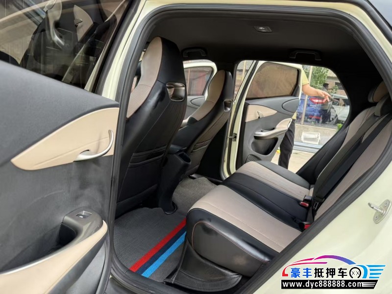 23年比亚迪海豚轿车抵押车出售