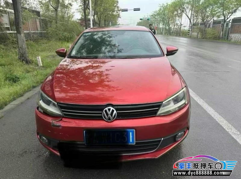 13年大众速腾轿车抵押车出售