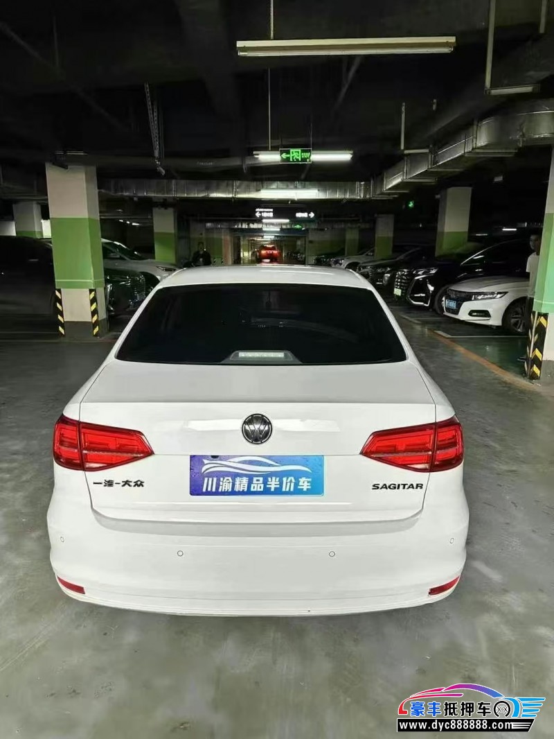19年大众速腾轿车抵押车出售