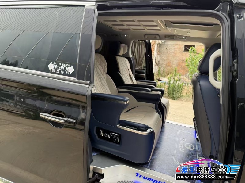 23年传祺M8轿车抵押车出售