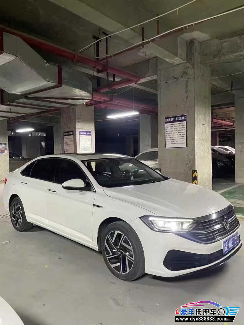 22年大众速腾轿车抵押车出售