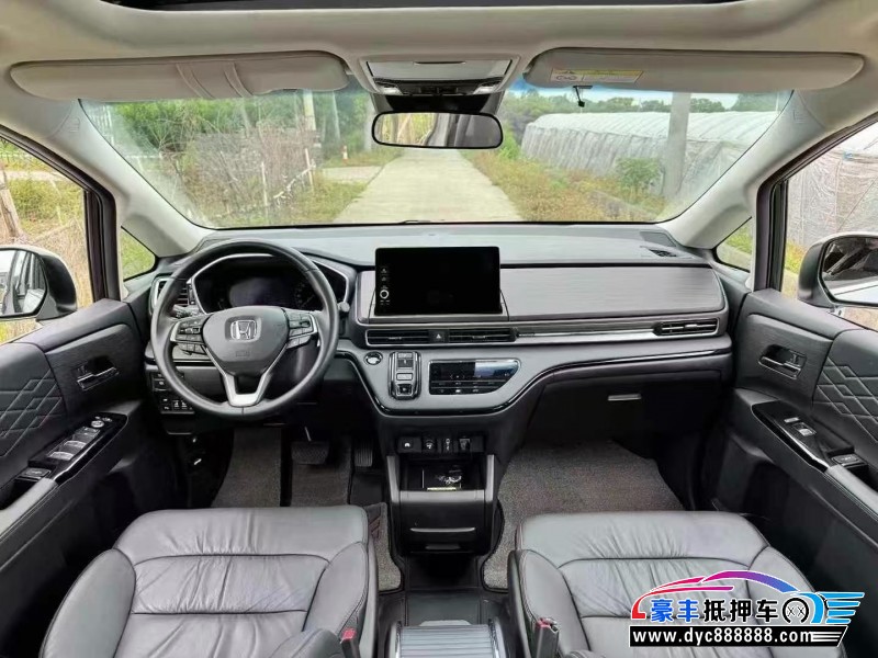 24年本田艾力绅轿车抵押车出售