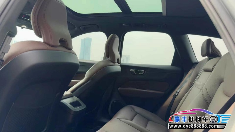 20年沃尔沃XC60轿车抵押车出售