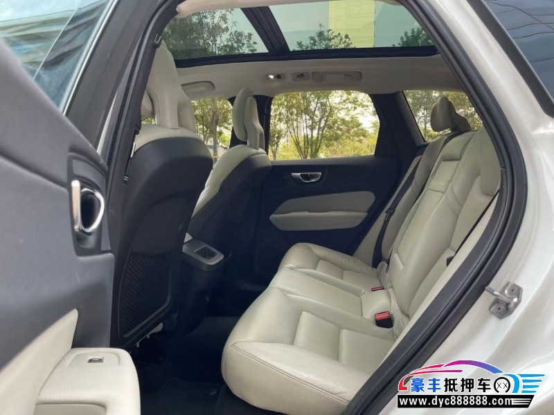 18年沃尔沃XC60轿车抵押车出售