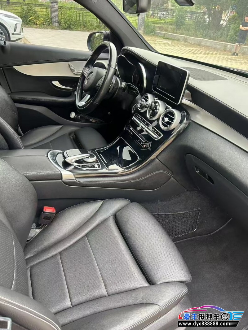 19年奔驰GLC(进口)轿车抵押车出售