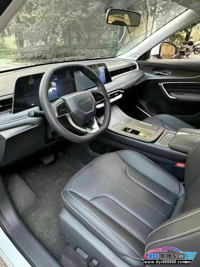 25年启辰大V轿车抵押车出售