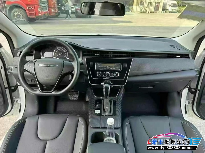 25年启辰D60轿车抵押车出售