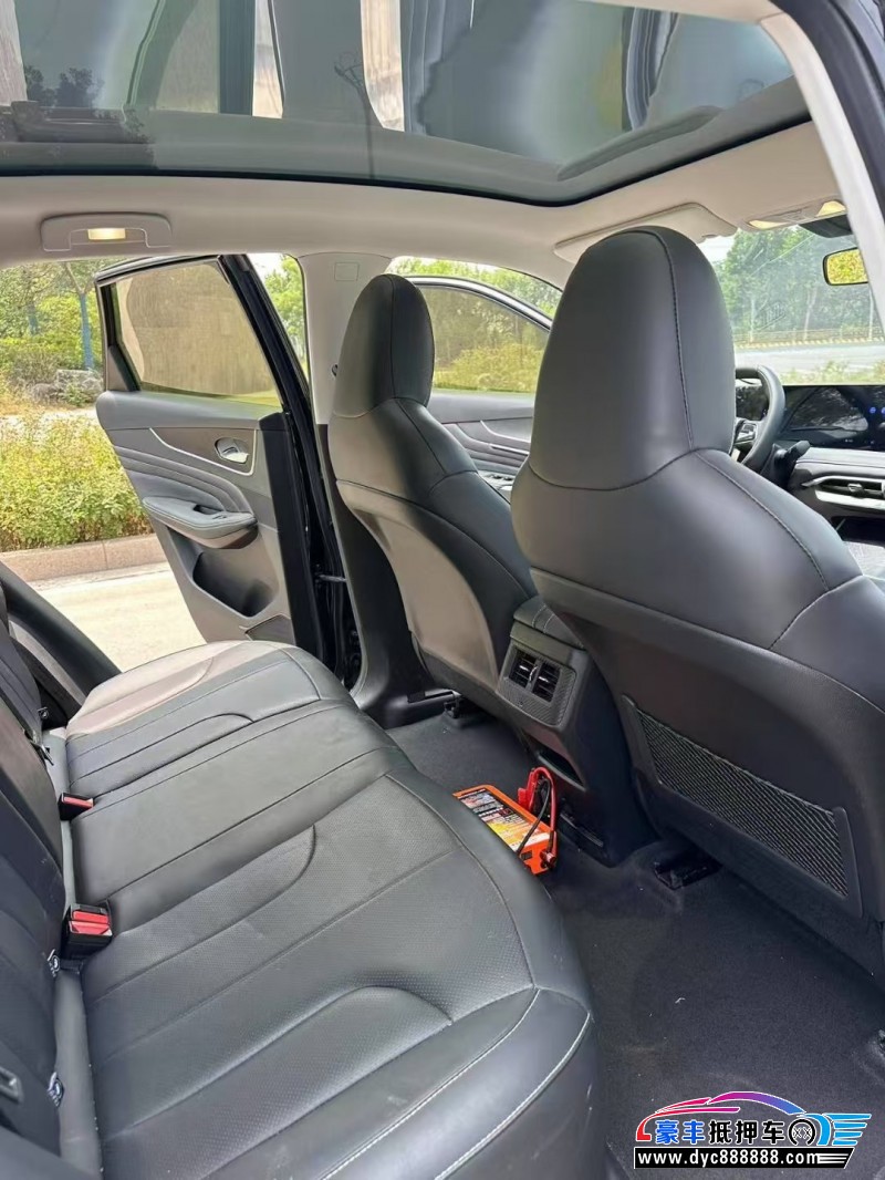 24年启辰大V轿车抵押车出售