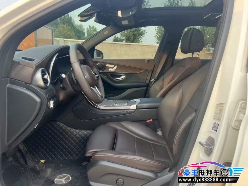 22年奔驰GLC轿车抵押车出售