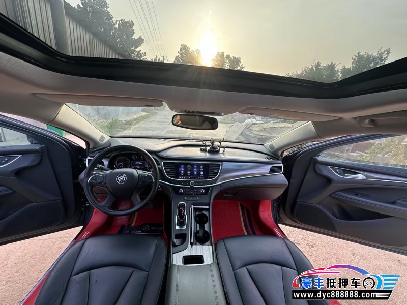 20年别克君越轿车抵押车出售