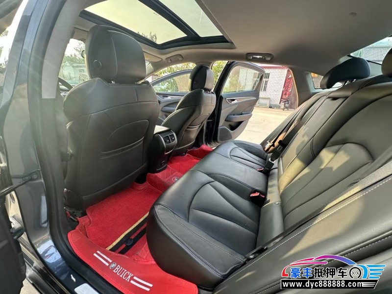 20年别克君越轿车抵押车出售