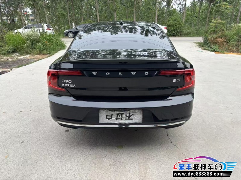 22年沃尔沃S90轿车抵押车出售
