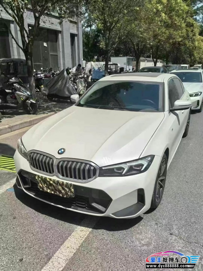 24年宝马3系轿车抵押车出售