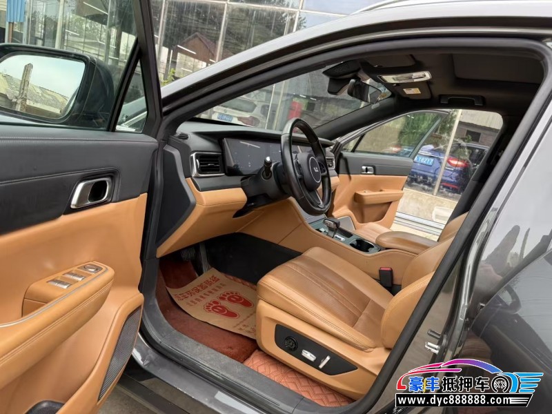 21年理想ONE轿车抵押车出售