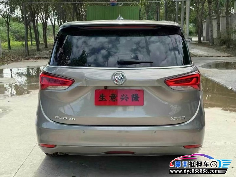 18年别克别克GL6轿车抵押车出售