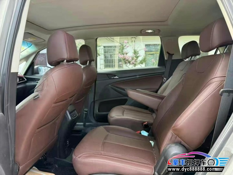 18年别克别克GL6轿车抵押车出售